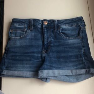American Eagle Denim Shorts!